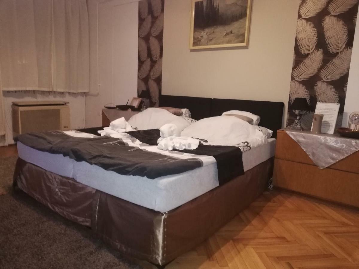 Heni Apartman Нагиканиша Екстериор снимка